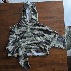 H&M Camouflage Cropped Hoodie (med)